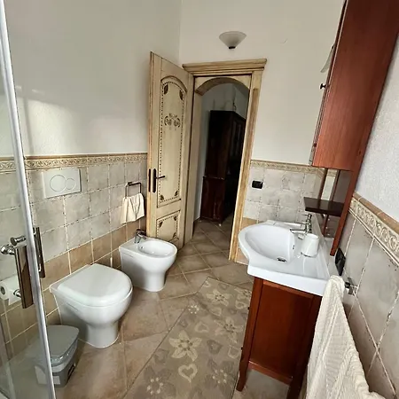 Angelica's Beachside