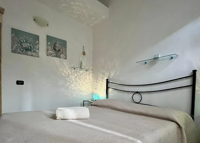 Angelica's Beachside Porto Columbu - Perd'E Sali